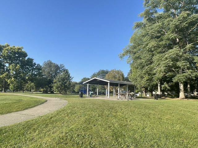 2300 Beau Monde Terrace 111, Lisle, IL 60532