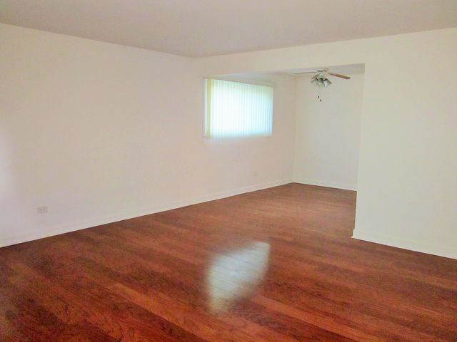 2300 Beau Monde Terrace 111, Lisle, IL 60532