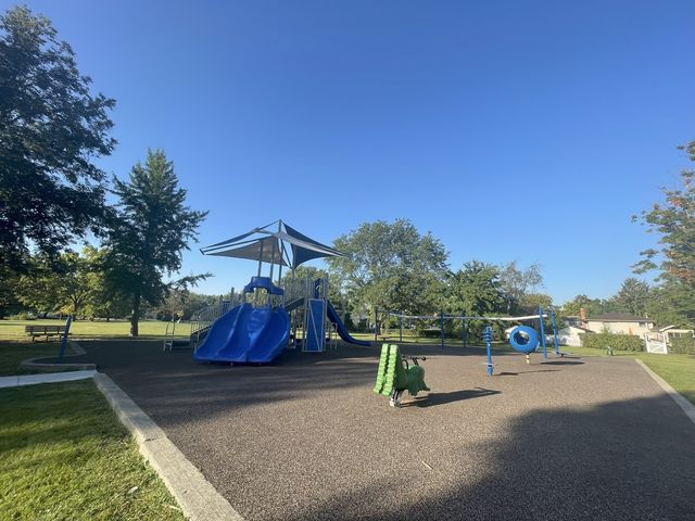 2300 Beau Monde Terrace 111, Lisle, IL 60532