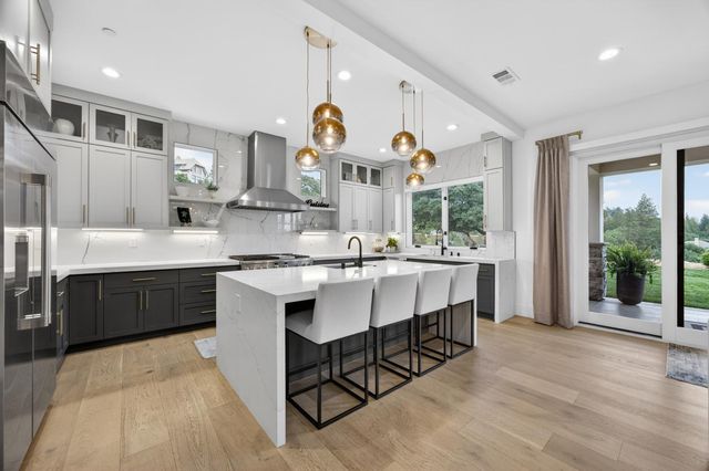 2056 Long View Dr, Meadow Vista, CA 95722