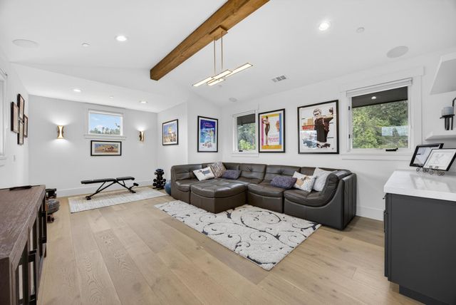 2056 Long View Dr, Meadow Vista, CA 95722