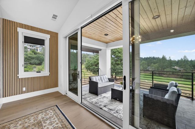 2056 Long View Dr, Meadow Vista, CA 95722
