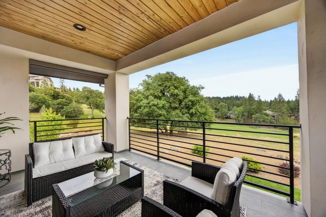2056 Long View Dr, Meadow Vista, CA 95722