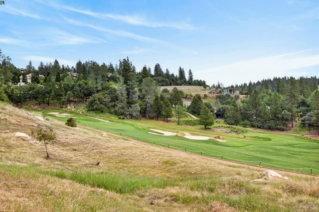 2056 Long View Dr, Meadow Vista, CA 95722