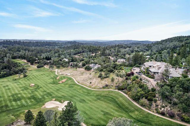 2056 Long View Dr, Meadow Vista, CA 95722