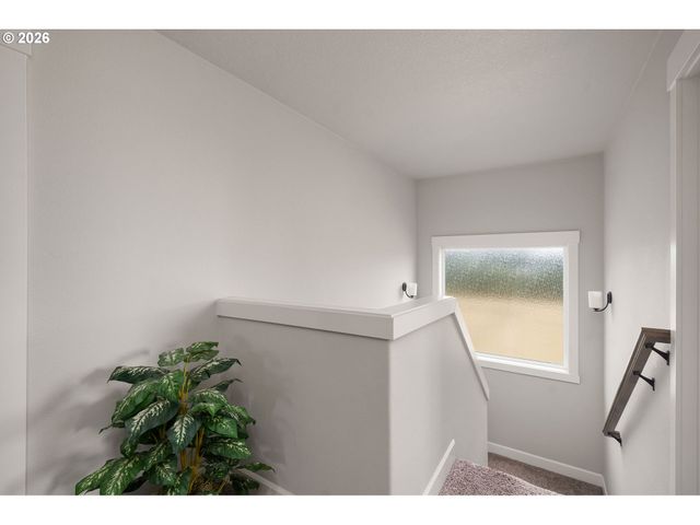 19836 CHERRYWOOD Way, Oregon City, OR 97045