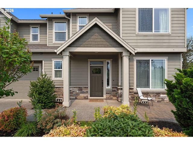 19836 CHERRYWOOD Way, Oregon City, OR 97045