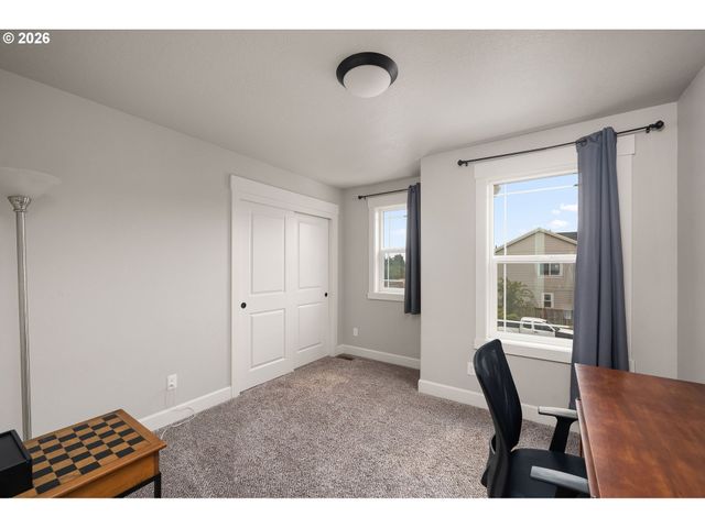 19836 CHERRYWOOD Way, Oregon City, OR 97045
