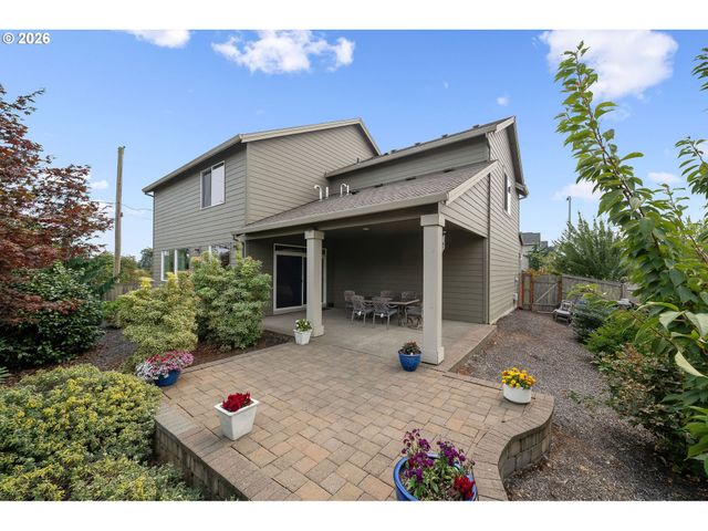 19836 CHERRYWOOD Way, Oregon City, OR 97045