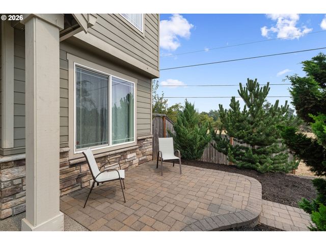 19836 CHERRYWOOD Way, Oregon City, OR 97045