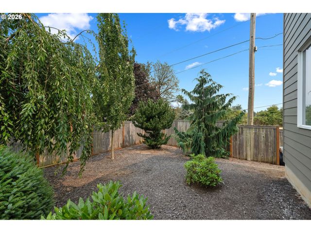 19836 CHERRYWOOD Way, Oregon City, OR 97045