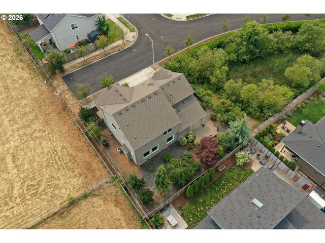 19836 CHERRYWOOD Way, Oregon City, OR 97045
