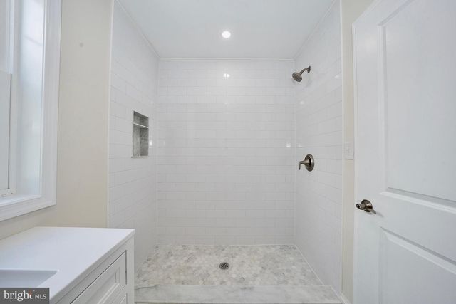 2842 HAVERFORD RD, Ardmore, PA 19003