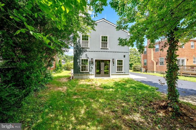 2842 HAVERFORD RD, Ardmore, PA 19003