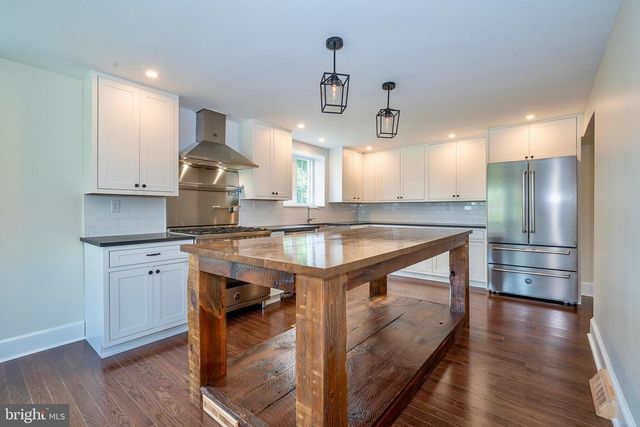 2842 HAVERFORD RD, Ardmore, PA 19003
