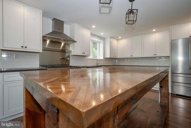 2842 HAVERFORD RD, Ardmore, PA 19003