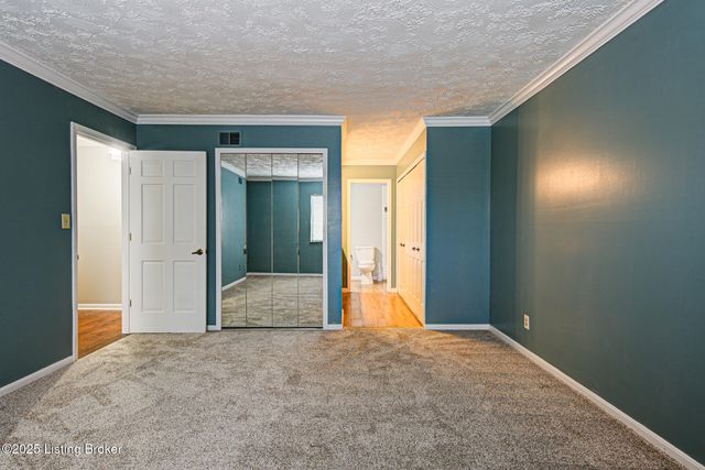 1600 Gardiner Ln 104, Louisville, KY 40205