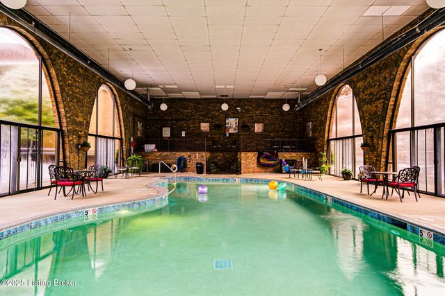 1600 Gardiner Ln 104, Louisville, KY 40205