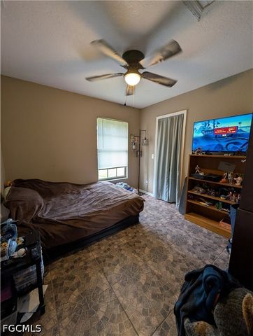 827 NE 17th ST, Cape Coral, FL 33909