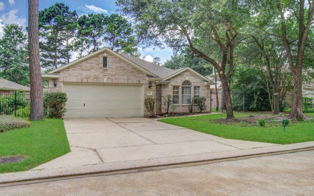 99 E Foxbriar Forest Circle, The Woodlands, TX 77382