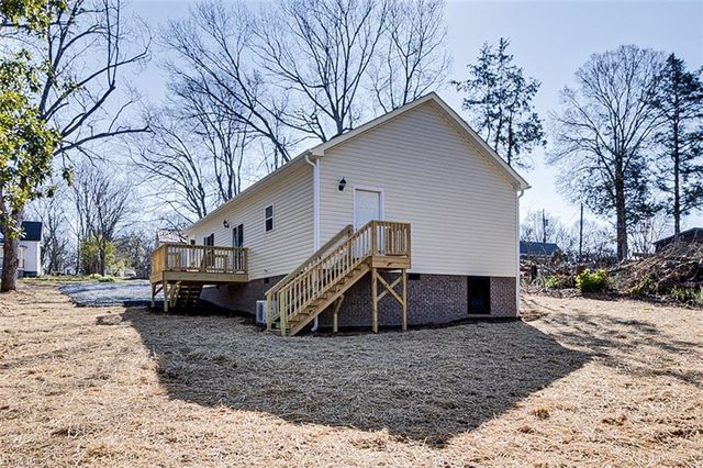 604 Oliver Street, Ramseur, NC 27316