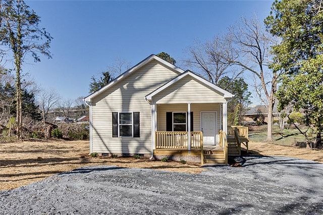 604 Oliver Street, Ramseur, NC 27316
