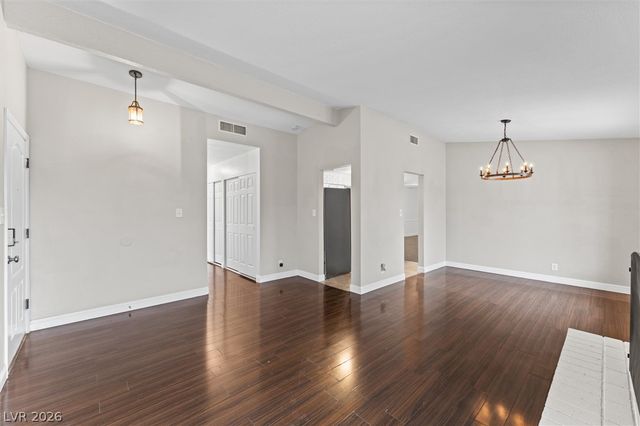 6364 Whippoorwill Way, Las Vegas, NV 89103