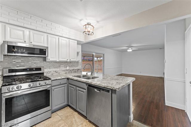 6364 Whippoorwill Way, Las Vegas, NV 89103