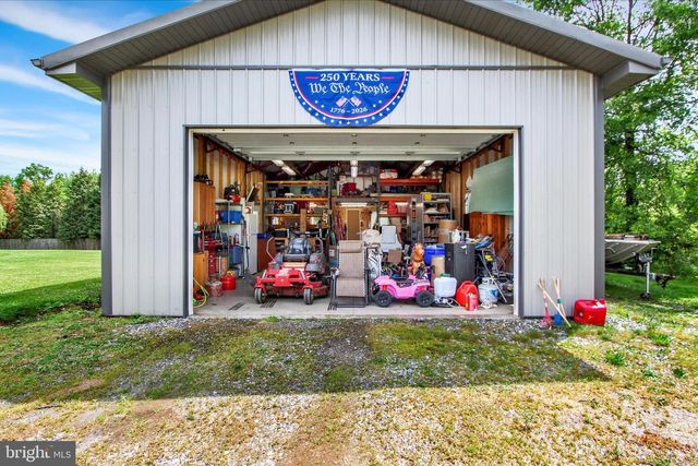 2360 MILL CREEK RD, Dover, PA 17315