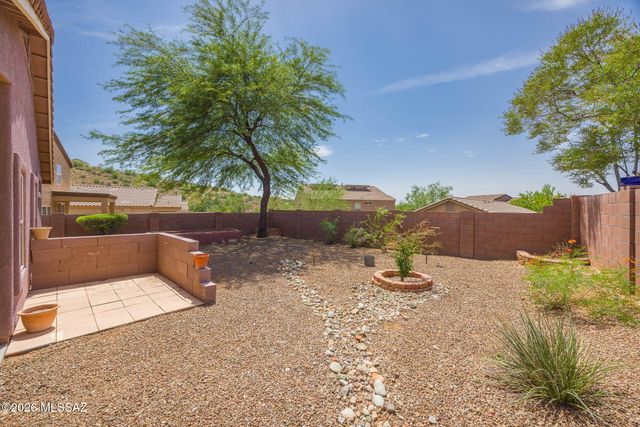 39194 S Rodeo Buckle Drive, Tucson, AZ 85739