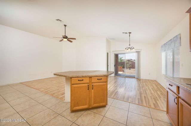 39194 S Rodeo Buckle Drive, Tucson, AZ 85739