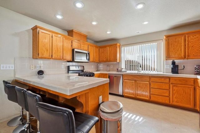 3882 Pintail Court, Merced, CA 95340