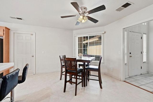 3882 Pintail Court, Merced, CA 95340