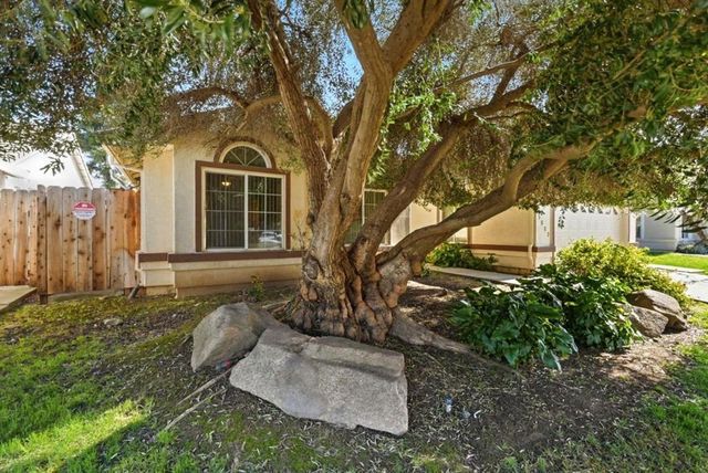 3882 Pintail Court, Merced, CA 95340