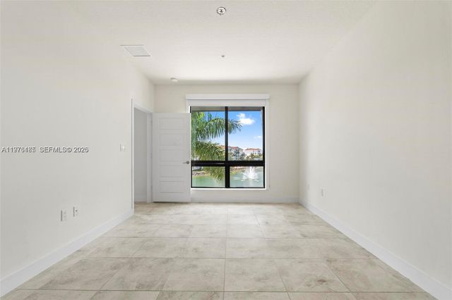 4636 NW 84th Ave 48, Doral, FL 33166