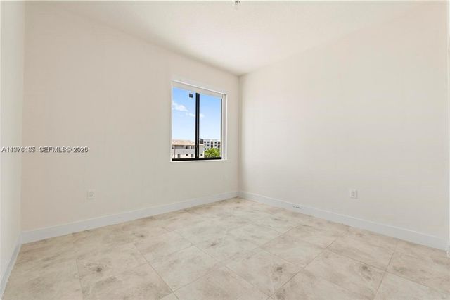 4636 NW 84th Ave 48, Doral, FL 33166