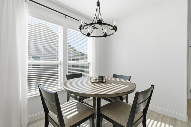 649 Charlotte Lane, Burleson, TX 76028