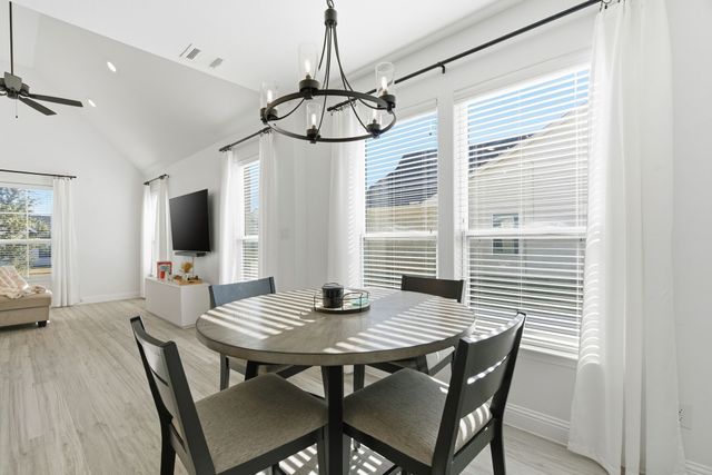 649 Charlotte Lane, Burleson, TX 76028