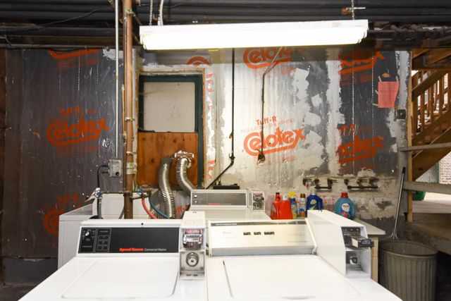 2850 W CULLOM Avenue 3, Chicago, IL 60618