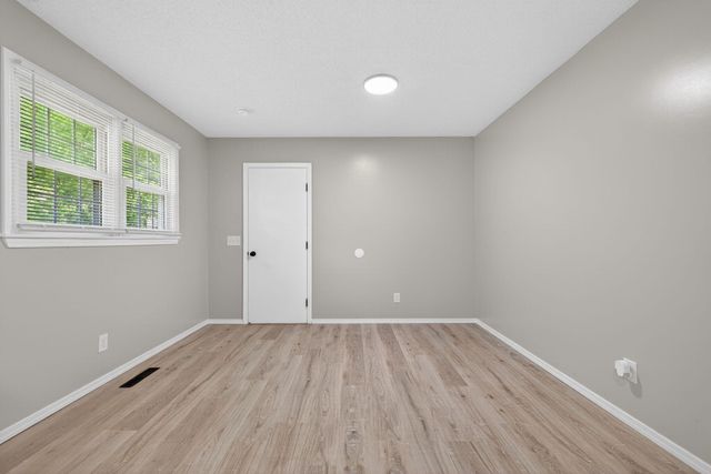 202 N Elmwood Avenue, Republic, MO 65738
