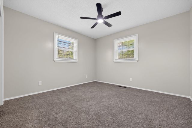 202 N Elmwood Avenue, Republic, MO 65738
