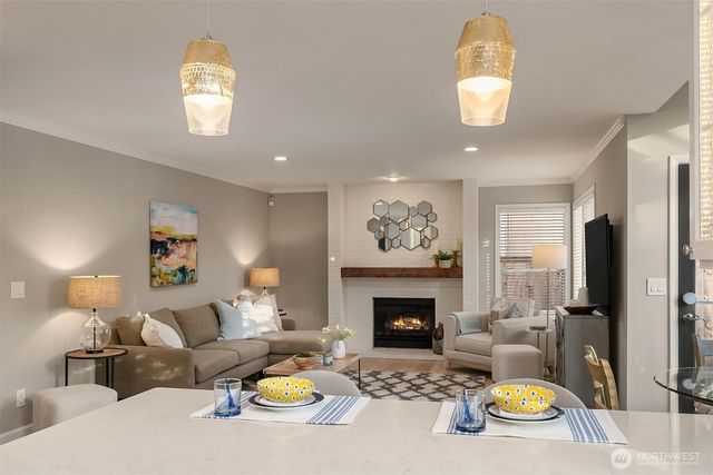 13015 NE 197th Place, Woodinville, WA 98072