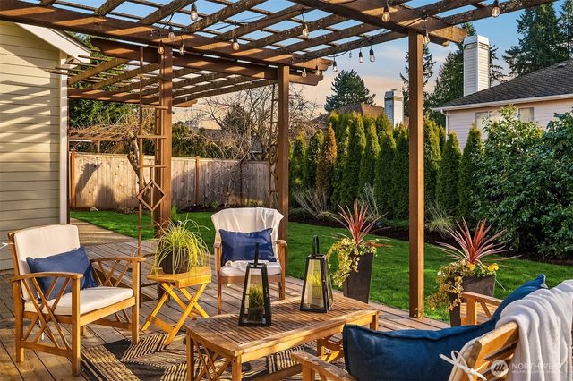 13015 NE 197th Place, Woodinville, WA 98072