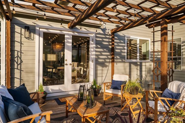 13015 NE 197th Place, Woodinville, WA 98072