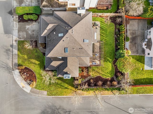 13015 NE 197th Place, Woodinville, WA 98072