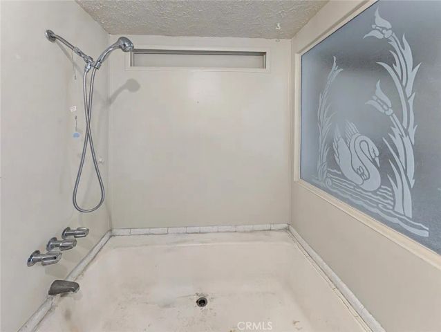 432 S Harbor 143, Santa Ana, CA 92704