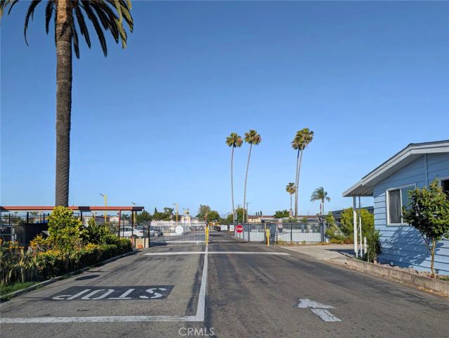 432 S Harbor 143, Santa Ana, CA 92704