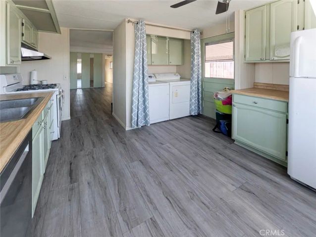 432 S Harbor 143, Santa Ana, CA 92704