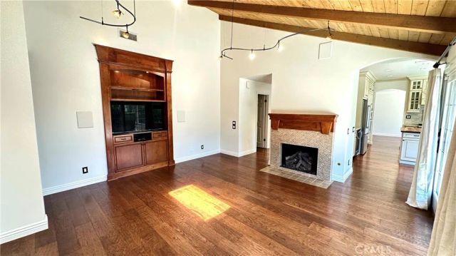 5514 E Crater Lake, Orange, CA 92867