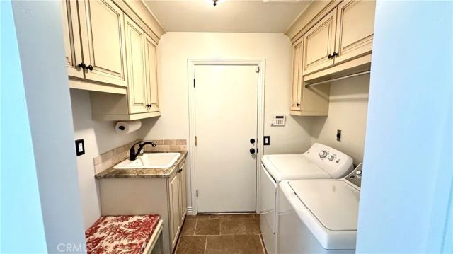 5514 E Crater Lake, Orange, CA 92867